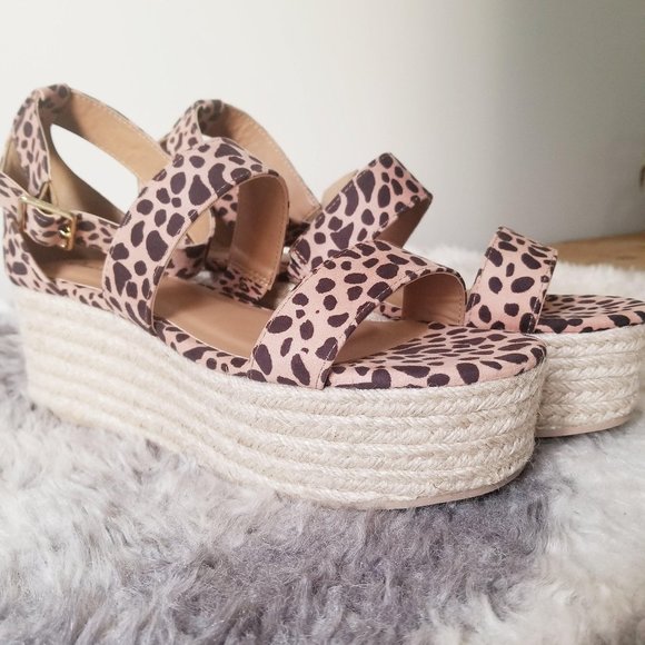 Leopard Print Espadrille Flatform Sandals - Picture 2 of 3